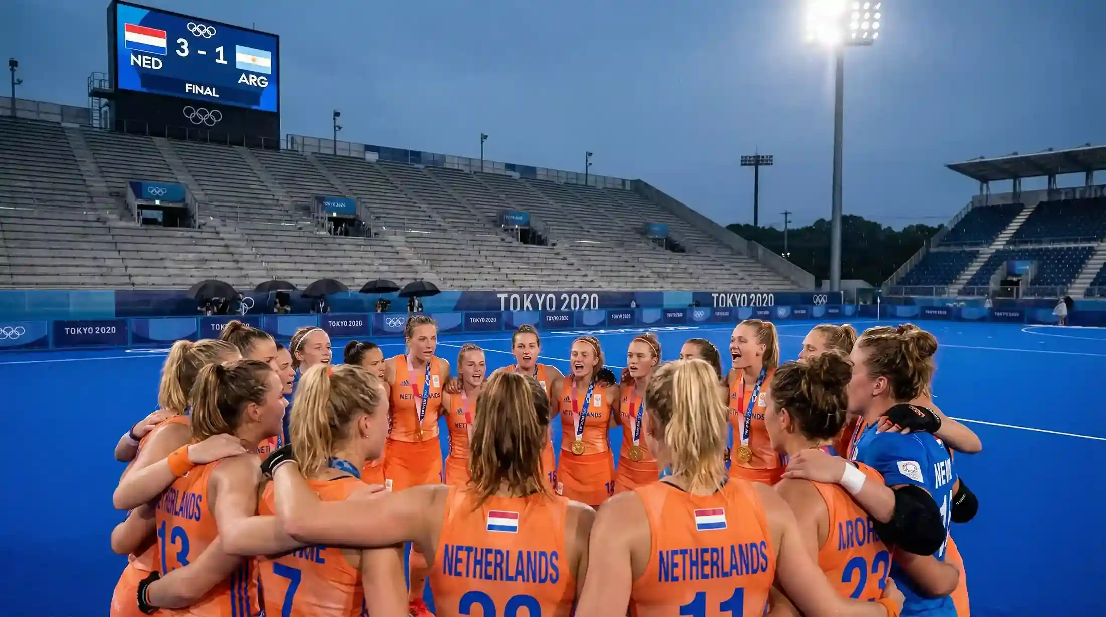 Nederlandse hockeyvrouwen winnen olympisch goud in een leeg stadion tijdens de pandemie